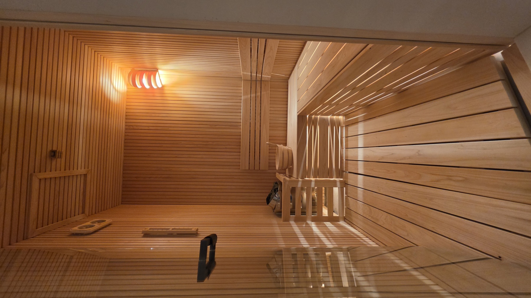 Private sauna at Nucellin Orthopedic Clinic in Seoul